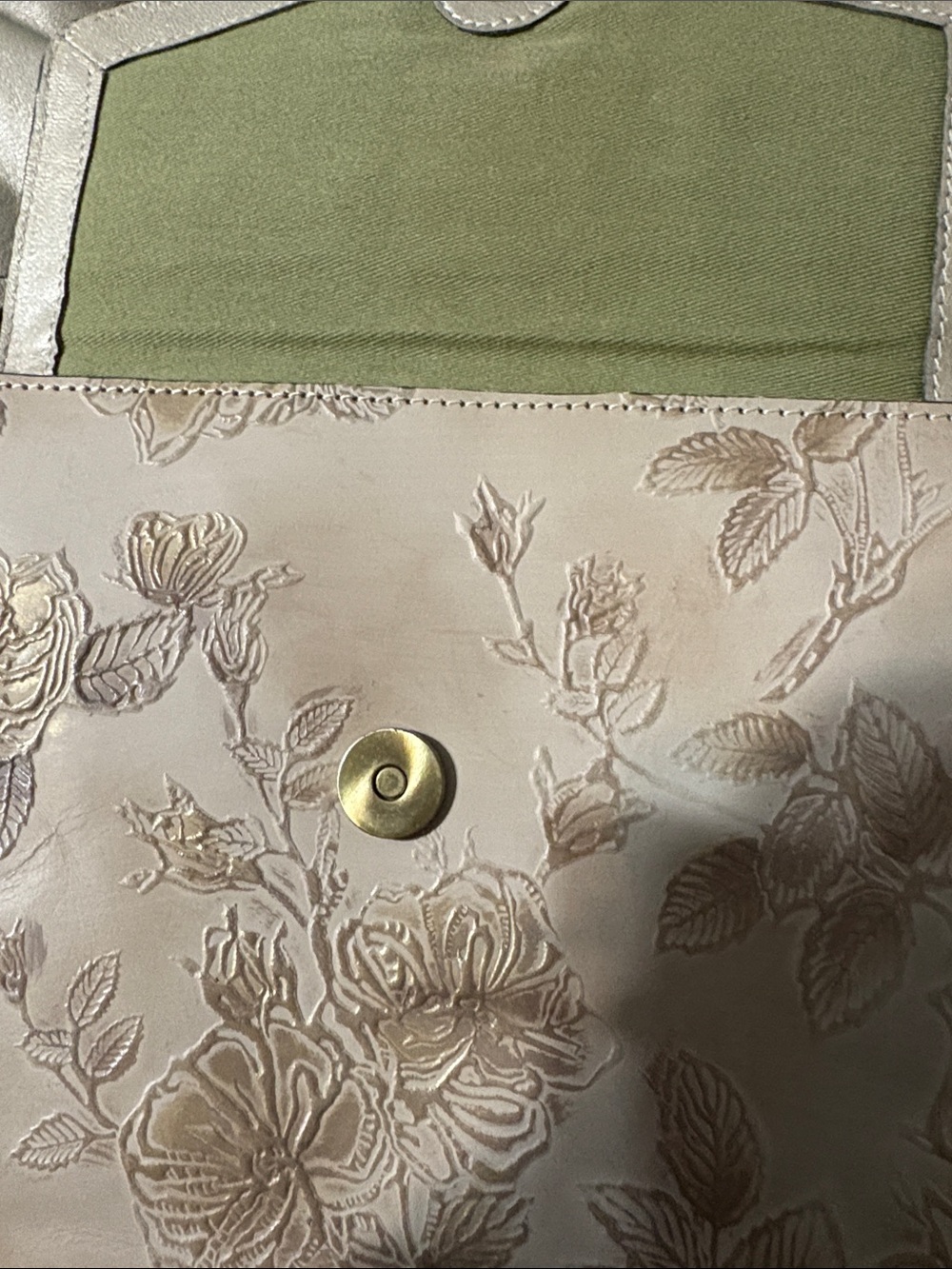 Leather Floral-Embossed Shoulder Bag in Cream by Firenze Bella. All leather.Used - Picture 5 of 16